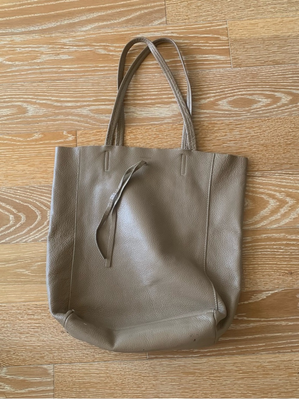 Women’s Taupe Leather Tote Bag - Picture 2 of 4